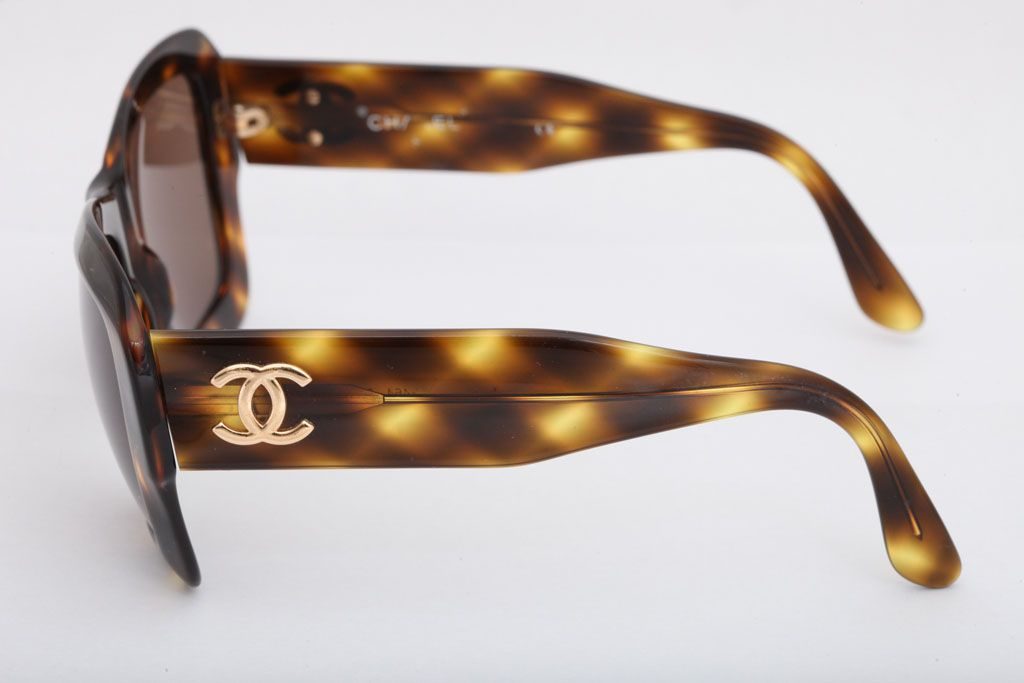 VINTAGE CHANEL 02464 SUNGLASSES BROWN