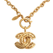 VINTAGE CHANEL QUILTED CC NECKLACE MEDIUM