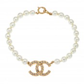 VINTAGE CHANEL PEARL AND CC NECKLACE